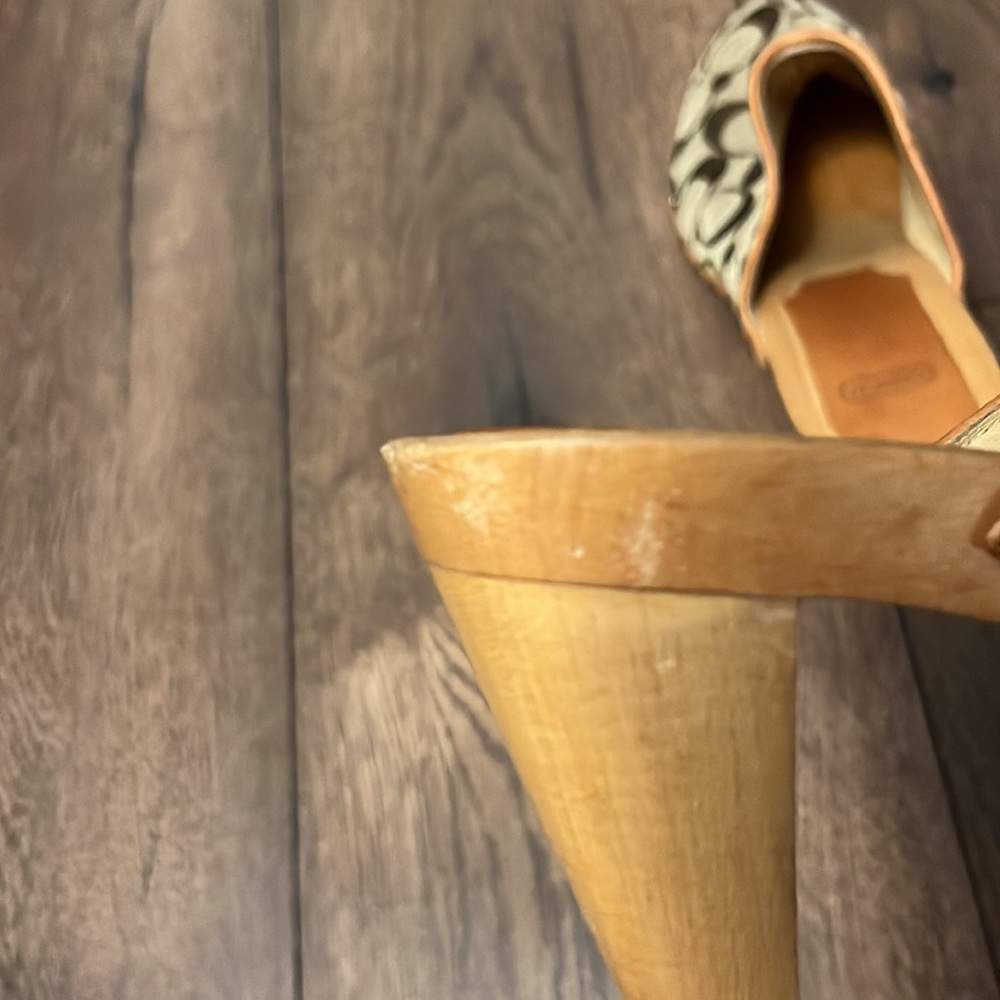 Coach Felicity Signature Clog In Khaki With A Woo… - image 7